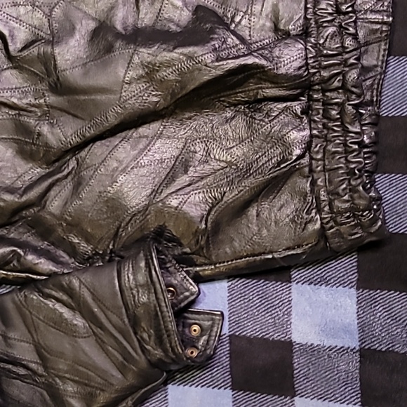 Vintage. 90s. Patchwork leather. Napoline Leather Outfitters. Bomber Jacket.  XL - Picture 13 of 16